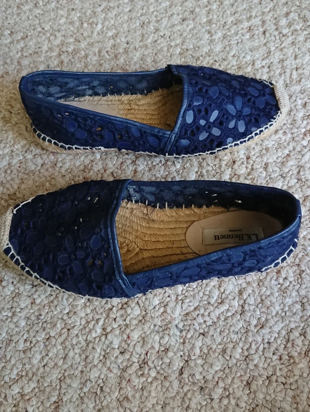 L.K. Bennett navy color Broderie Angaise Floral espadrille slip-on shoes sz 7.5